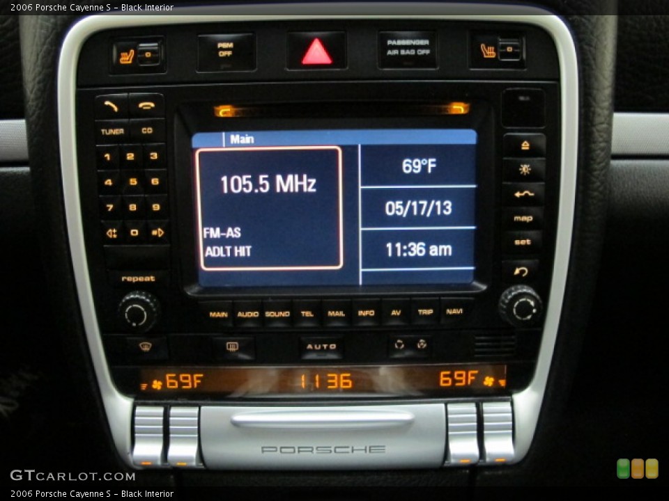 Black Interior Controls for the 2006 Porsche Cayenne S #81379241