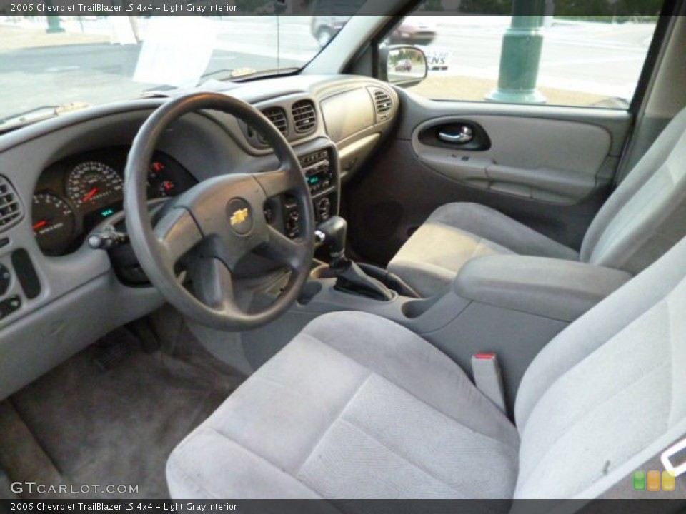 Light Gray Interior Prime Interior for the 2006 Chevrolet TrailBlazer LS 4x4 #81385557
