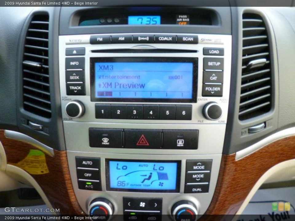 Beige Interior Controls for the 2009 Hyundai Santa Fe Limited 4WD #81386448
