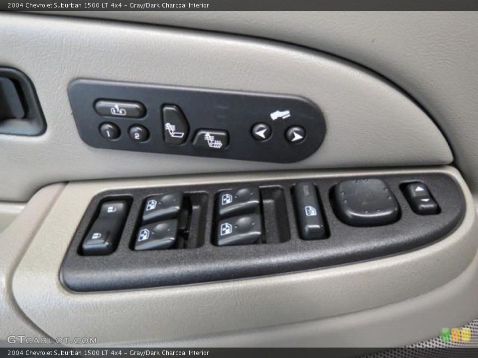 Gray/Dark Charcoal Interior Controls for the 2004 Chevrolet Suburban 1500 LT 4x4 #81388064