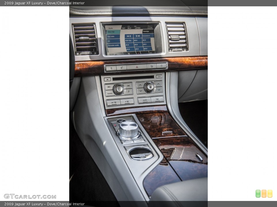 Dove/Charcoal Interior Controls for the 2009 Jaguar XF Luxury #81388179