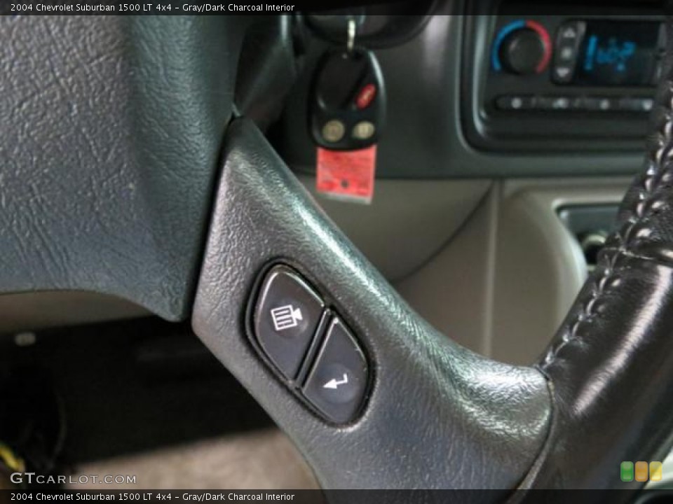 Gray/Dark Charcoal Interior Controls for the 2004 Chevrolet Suburban 1500 LT 4x4 #81388245