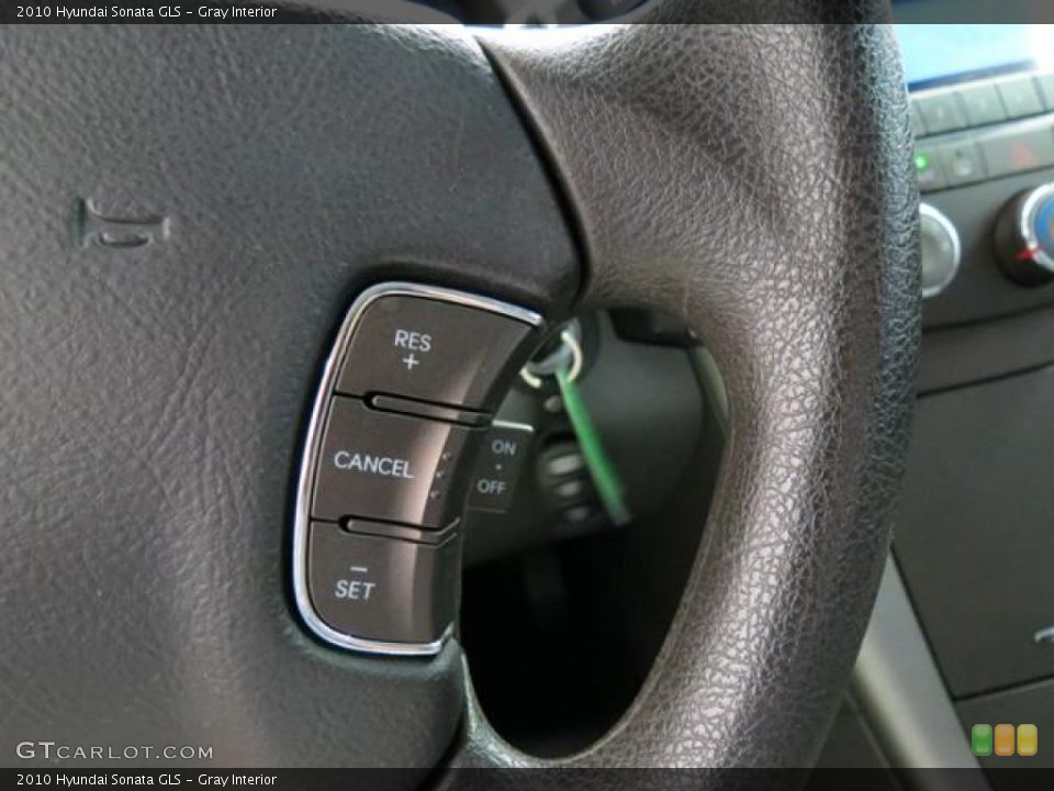 Gray Interior Controls for the 2010 Hyundai Sonata GLS #81389439