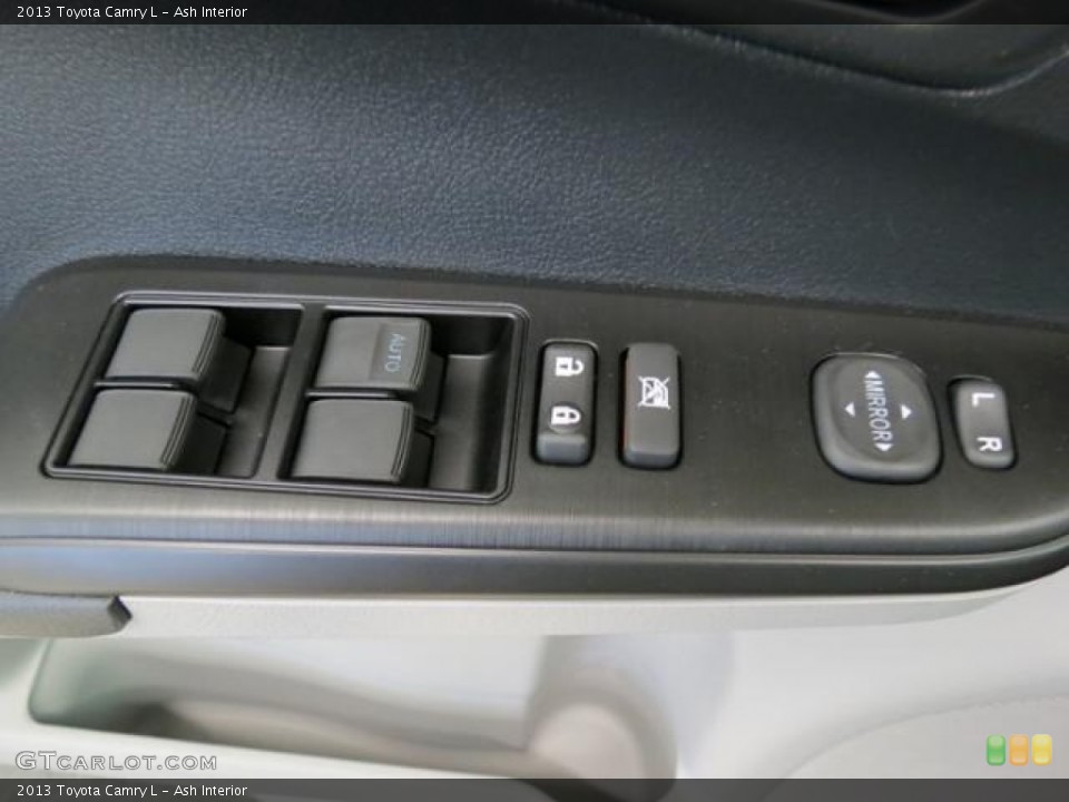 Ash Interior Controls for the 2013 Toyota Camry L #81390378