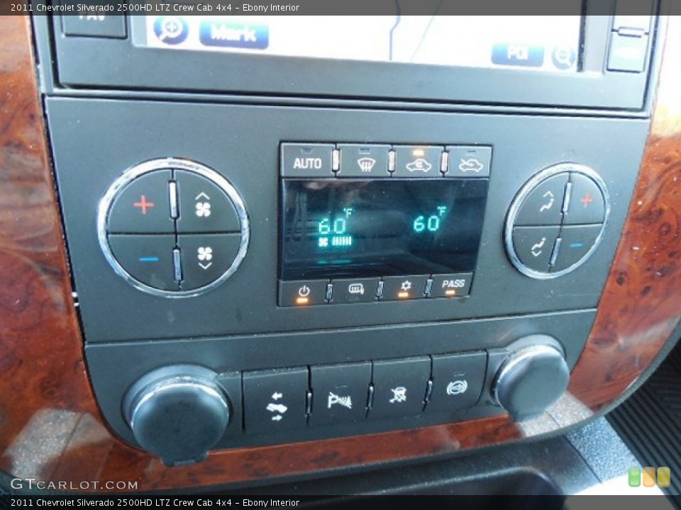 Ebony Interior Controls for the 2011 Chevrolet Silverado 2500HD LTZ Crew Cab 4x4 #81396578
