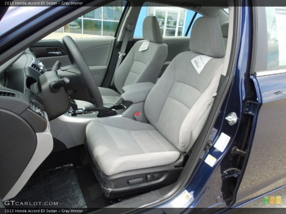 Gray Interior Photo for the 2013 Honda Accord EX Sedan #81400280