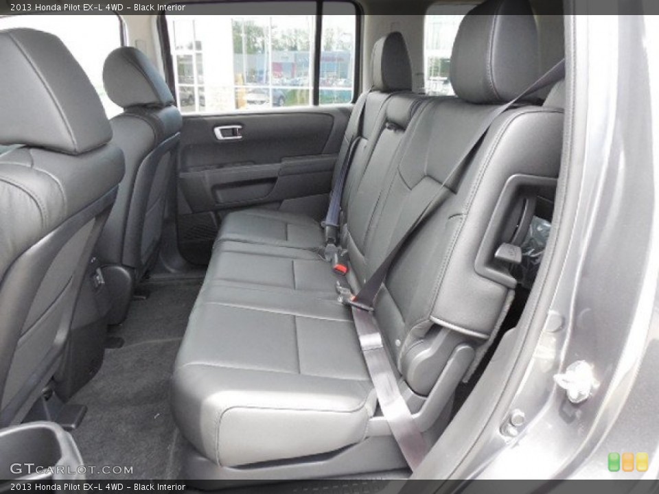 Black Interior Rear Seat for the 2013 Honda Pilot EX-L 4WD #81400560