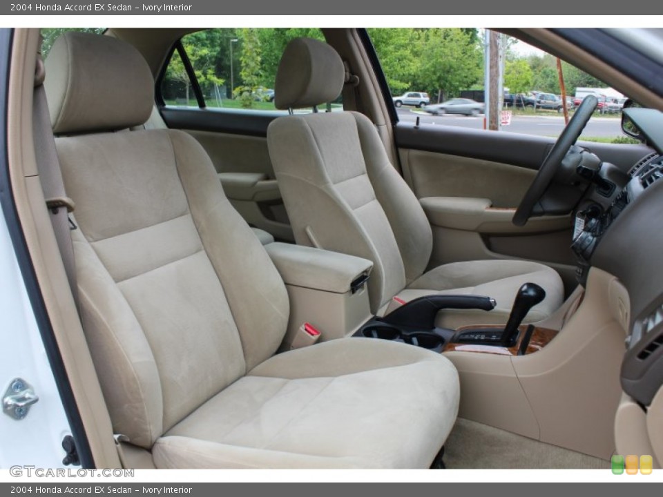 Ivory Interior Photo for the 2004 Honda Accord EX Sedan #81401777