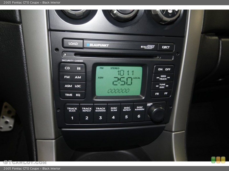 Black Interior Controls for the 2005 Pontiac GTO Coupe #81419593