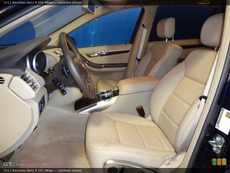 Cashmere Interior Photo for the 2011 Mercedes-Benz R 350 4Matic #81419964