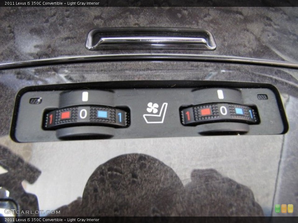 Light Gray Interior Controls for the 2011 Lexus IS 350C Convertible #81444036