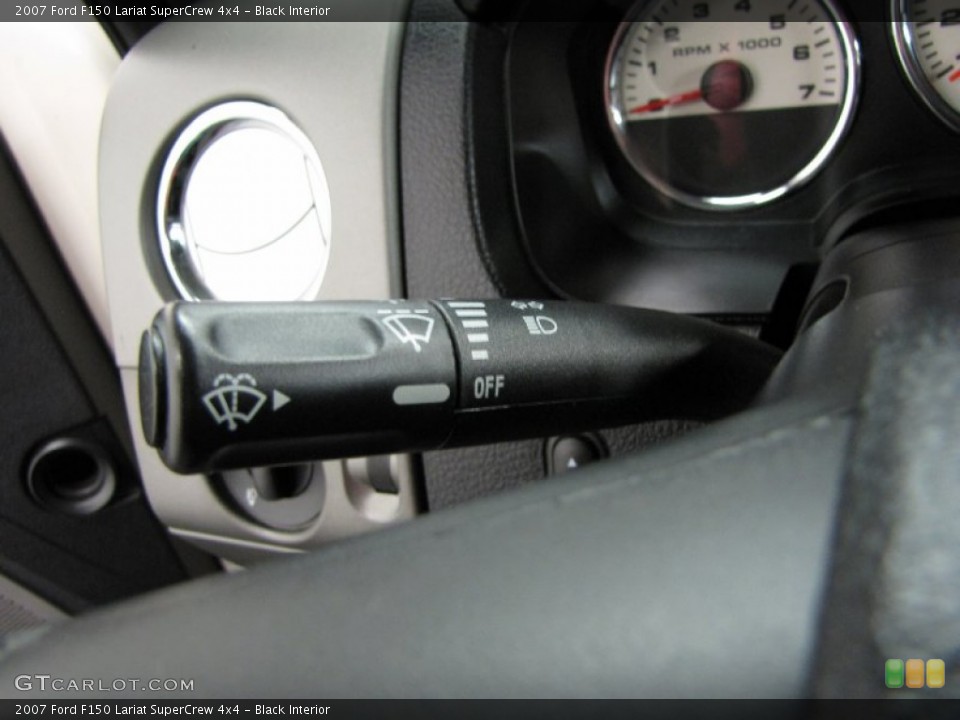 Black Interior Controls for the 2007 Ford F150 Lariat SuperCrew 4x4 #81448983
