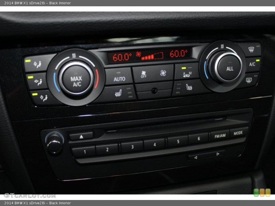Black Interior Controls for the 2014 BMW X1 sDrive28i #81452028