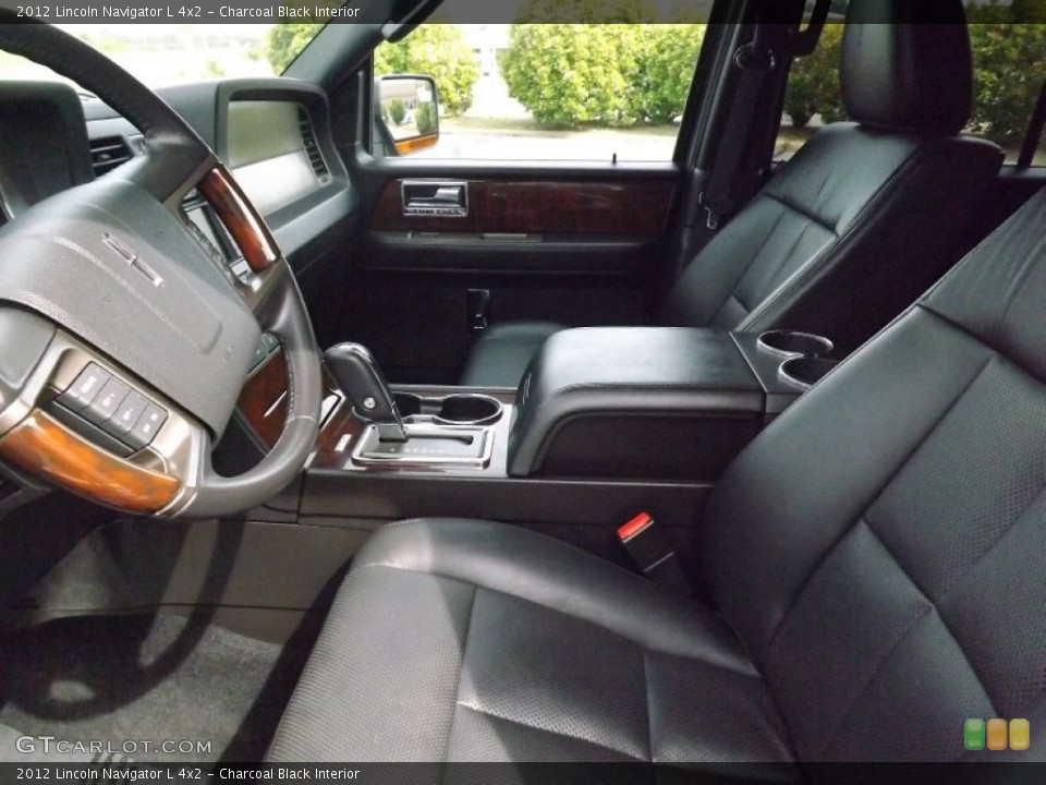 Charcoal Black Interior Photo for the 2012 Lincoln Navigator L 4x2 #81454305
