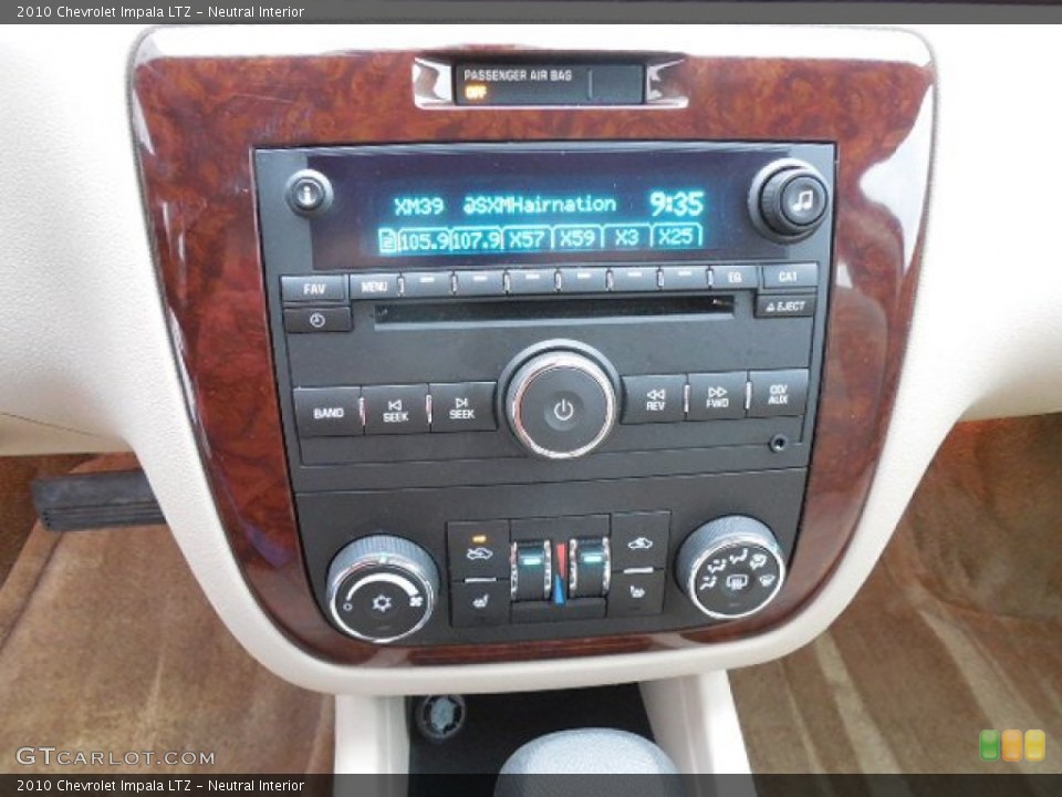 Neutral Interior Controls for the 2010 Chevrolet Impala LTZ #81475131
