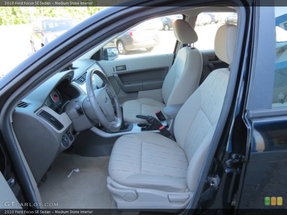 Medium Stone Interior Photo for the 2010 Ford Focus SE Sedan #81497496