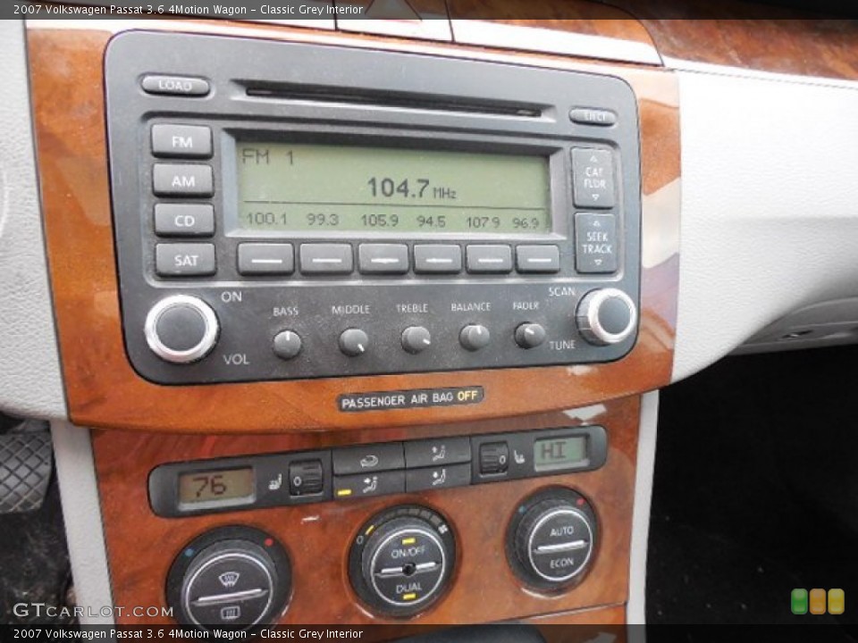 Classic Grey Interior Controls for the 2007 Volkswagen Passat 3.6 4Motion Wagon #81500679