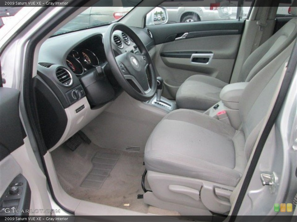 Gray Interior Photo for the 2009 Saturn VUE XE #81504957