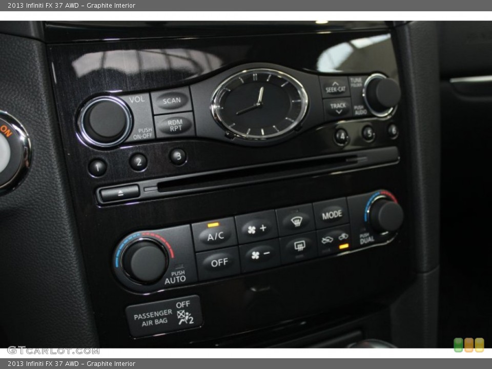 Graphite Interior Controls for the 2013 Infiniti FX 37 AWD #81512442
