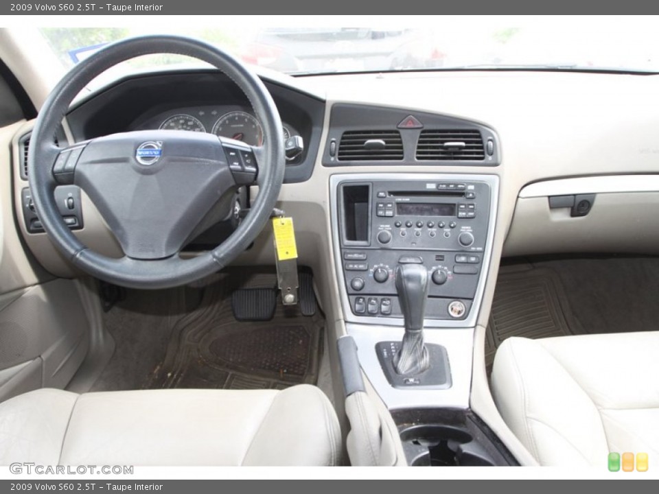 Taupe Interior Dashboard for the 2009 Volvo S60 2.5T #81512676