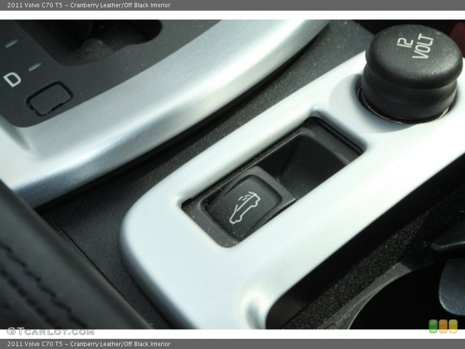 Cranberry Leather/Off Black Interior Controls for the 2011 Volvo C70 T5 #81513303