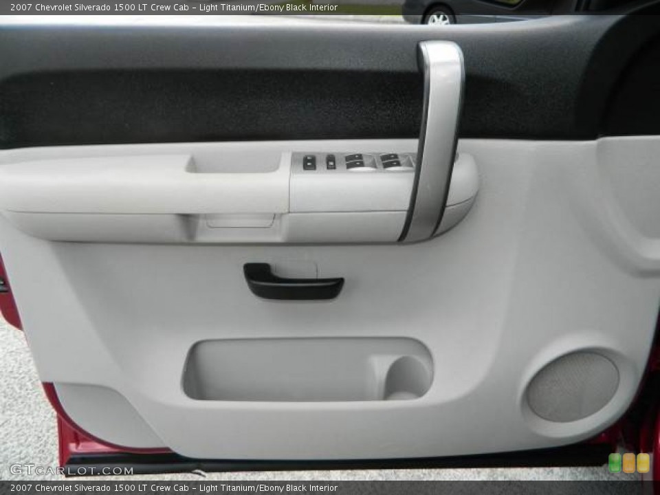 Light Titanium/Ebony Black Interior Door Panel for the 2007 Chevrolet Silverado 1500 LT Crew Cab #81516285