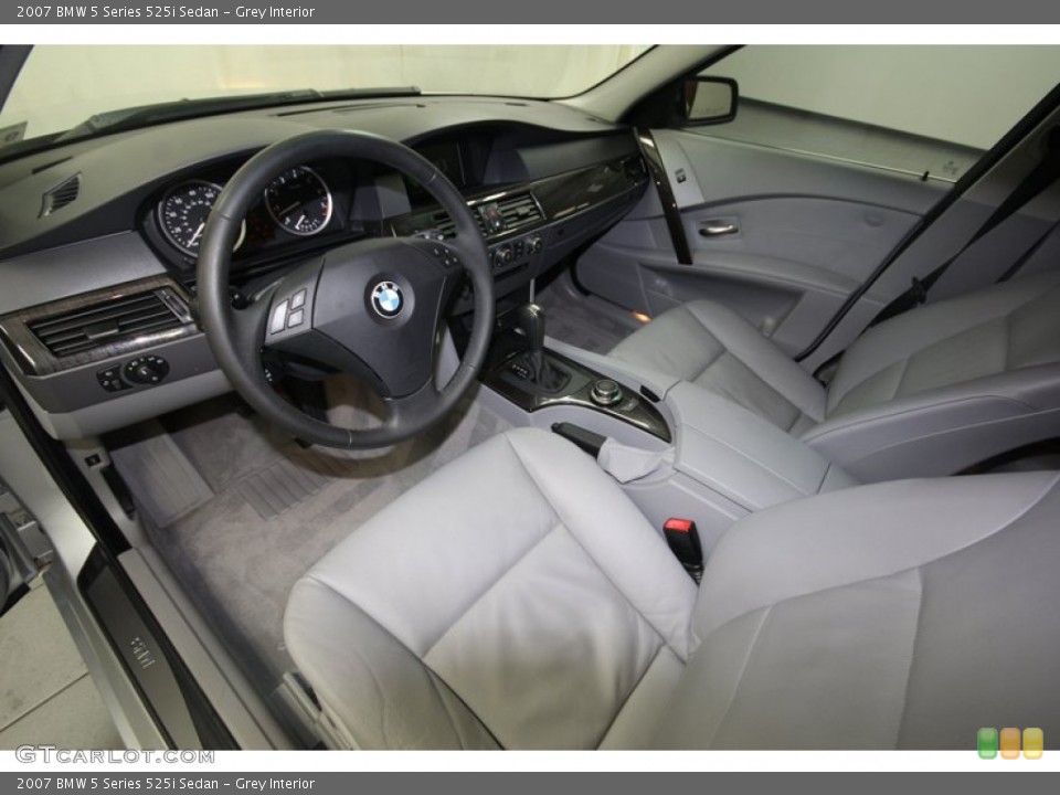 Grey Interior Prime Interior for the 2007 BMW 5 Series 525i Sedan #81527134