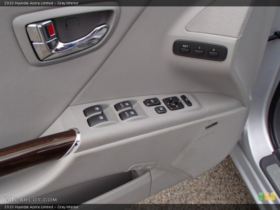 Gray Interior Controls for the 2010 Hyundai Azera Limited #81529528