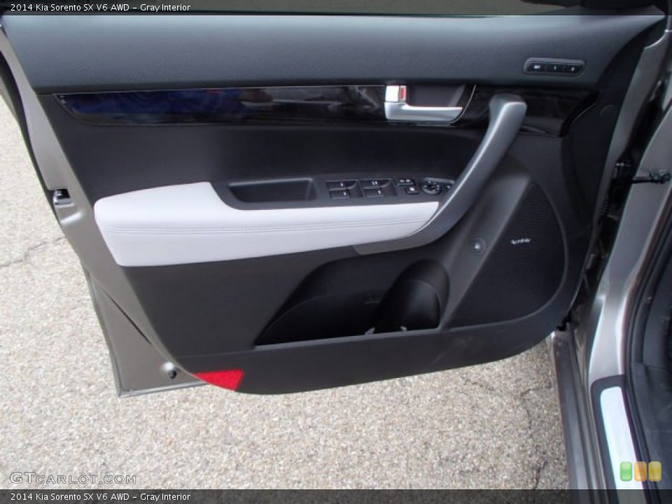 Gray Interior Door Panel for the 2014 Kia Sorento SX V6 AWD #81531733