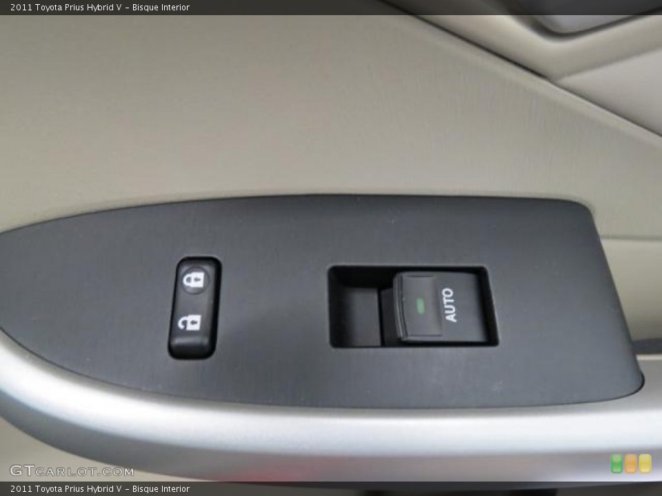 Bisque Interior Controls for the 2011 Toyota Prius Hybrid V #81532091