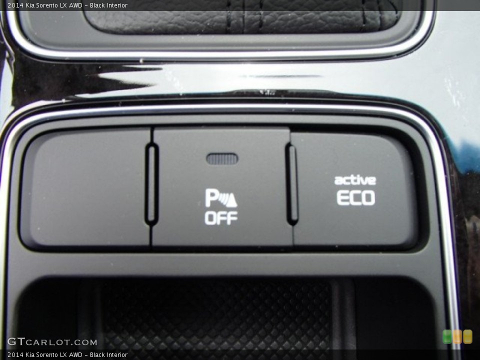 Black Interior Controls for the 2014 Kia Sorento LX AWD #81532277
