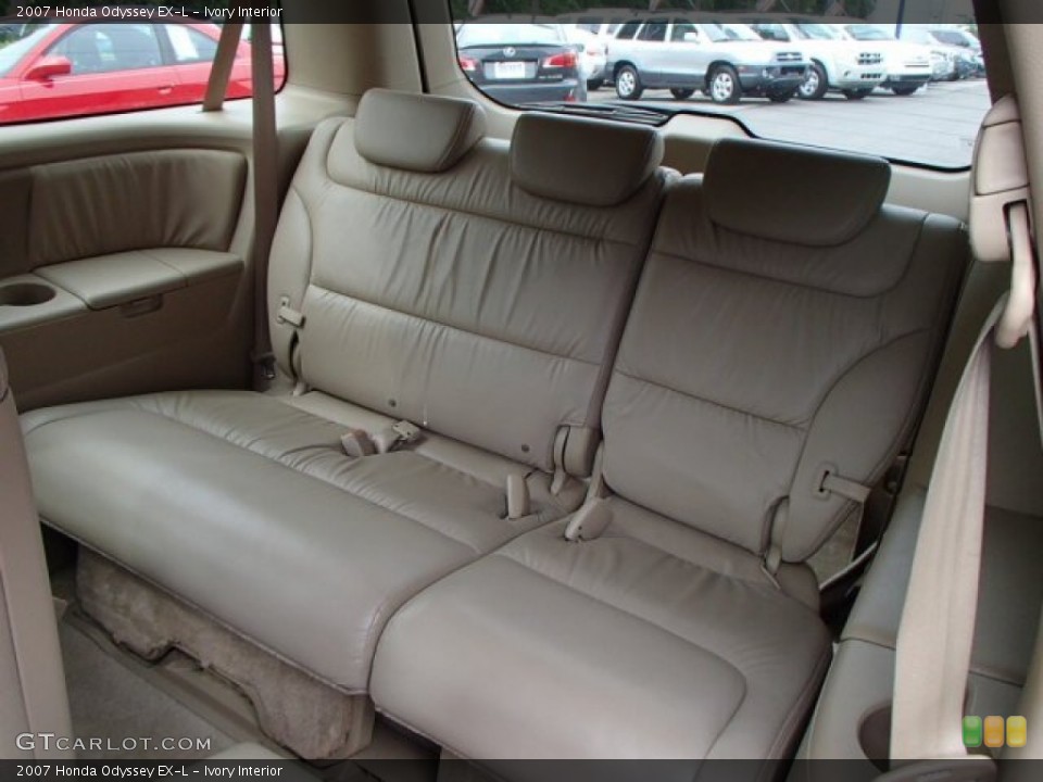 Ivory Interior Rear Seat for the 2007 Honda Odyssey EX-L #81532386