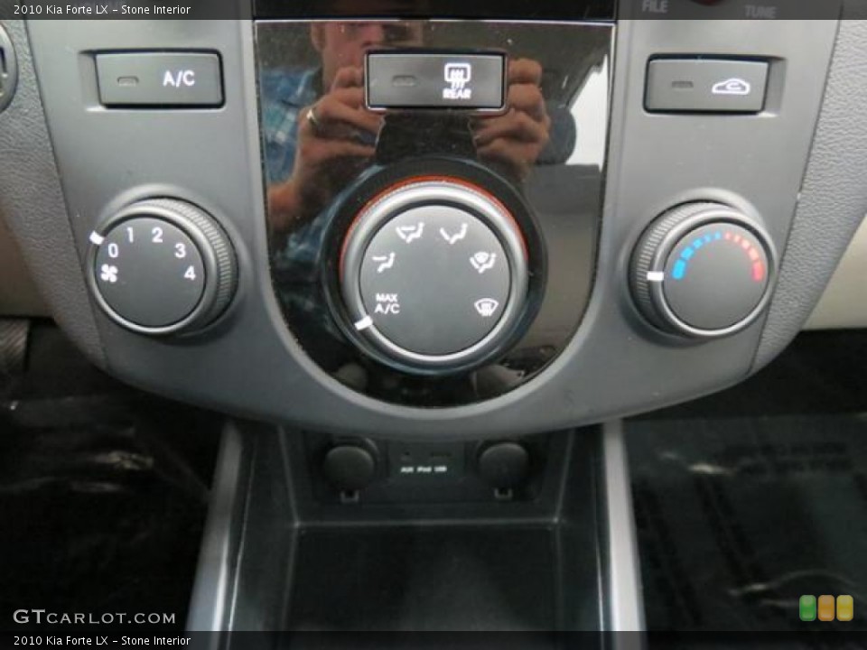 Stone Interior Controls for the 2010 Kia Forte LX #81532517