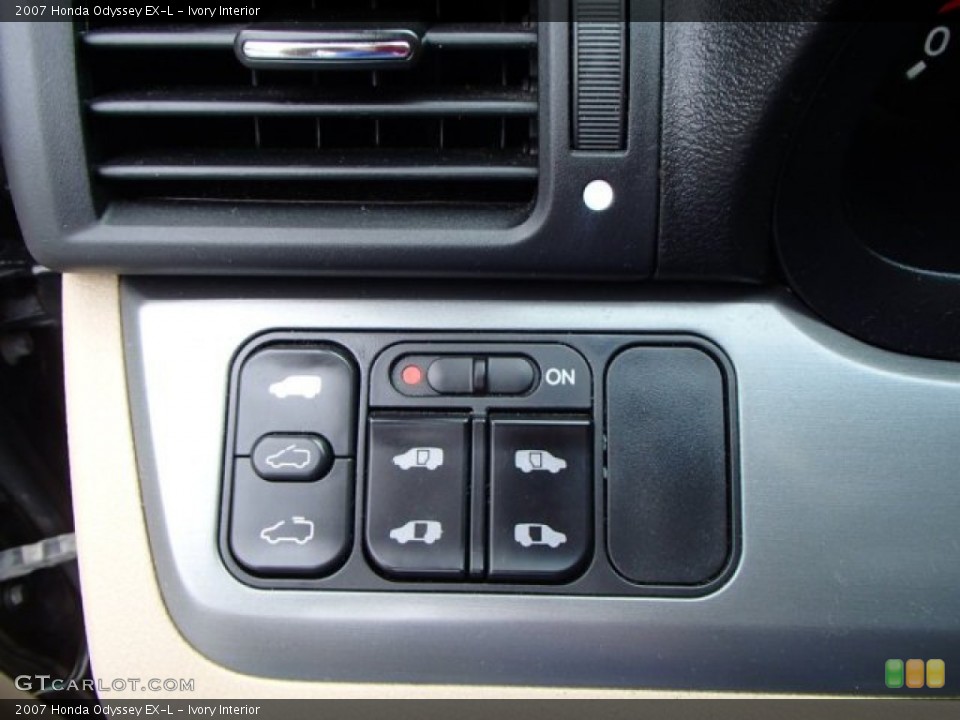 Ivory Interior Controls for the 2007 Honda Odyssey EX-L #81532562