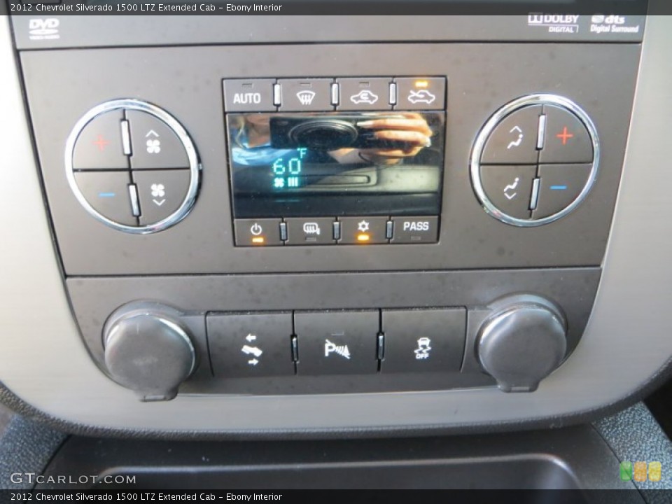 Ebony Interior Controls for the 2012 Chevrolet Silverado 1500 LTZ Extended Cab #81533146
