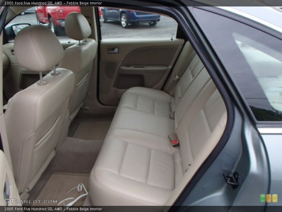 Pebble Beige Interior Rear Seat for the 2005 Ford Five Hundred SEL AWD #81533710