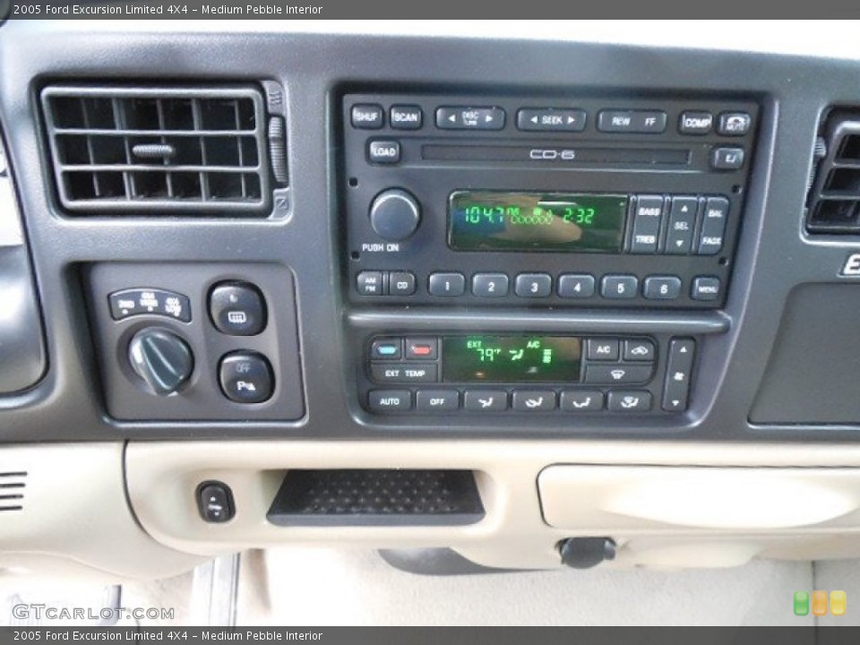 Medium Pebble Interior Controls for the 2005 Ford Excursion Limited 4X4 #81547277