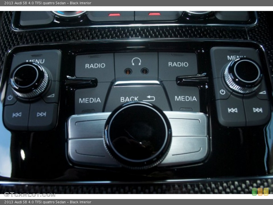 Black Interior Controls for the 2013 Audi S8 4.0 TFSI quattro Sedan #81551904