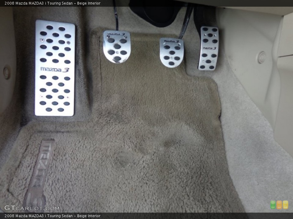 Beige Interior Controls for the 2008 Mazda MAZDA3 i Touring Sedan #81553027
