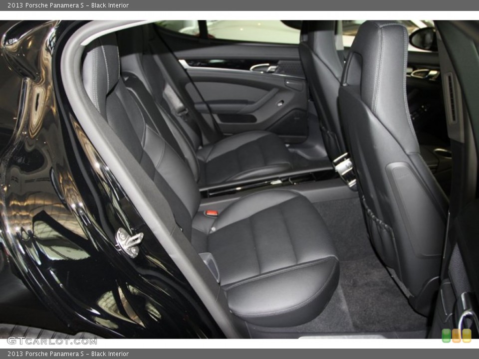 Black Interior Rear Seat for the 2013 Porsche Panamera S #81554408