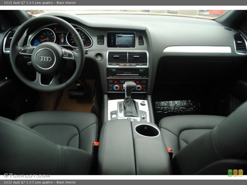 Black Interior Dashboard for the 2013 Audi Q7 3.0 S Line quattro #81555133