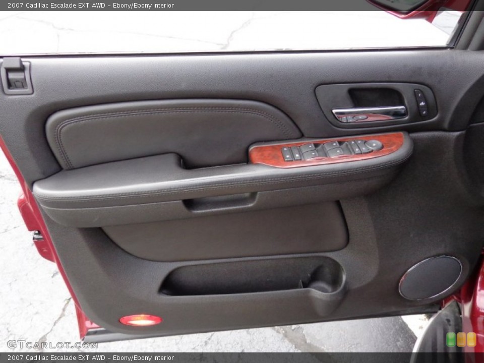 Ebony/Ebony Interior Door Panel for the 2007 Cadillac Escalade EXT AWD #81555912