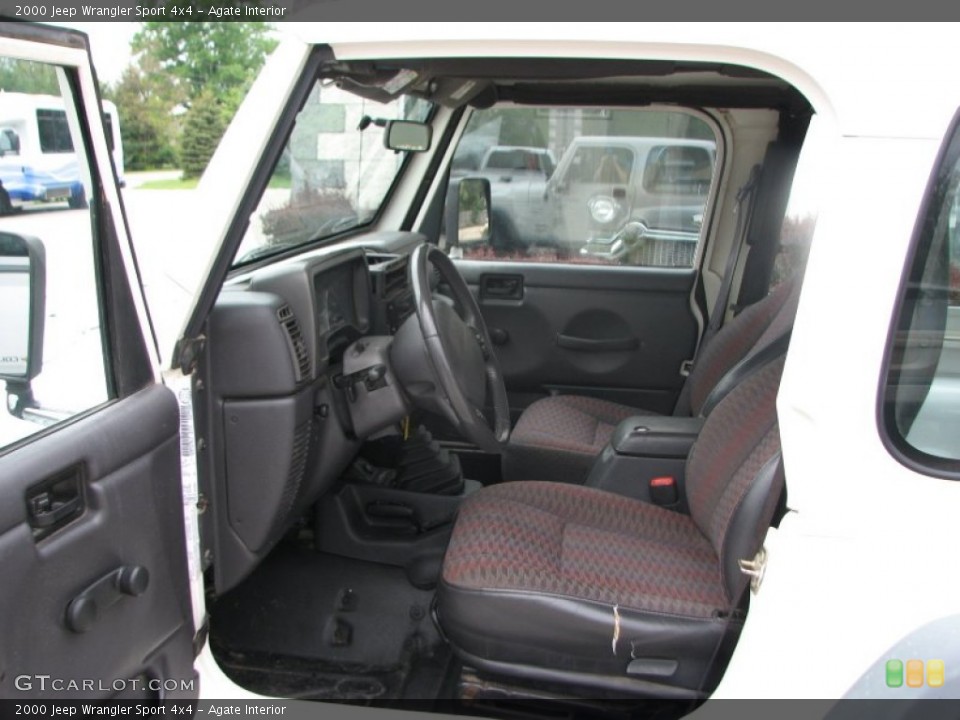 Agate Interior Photo for the 2000 Jeep Wrangler Sport 4x4 #81555951