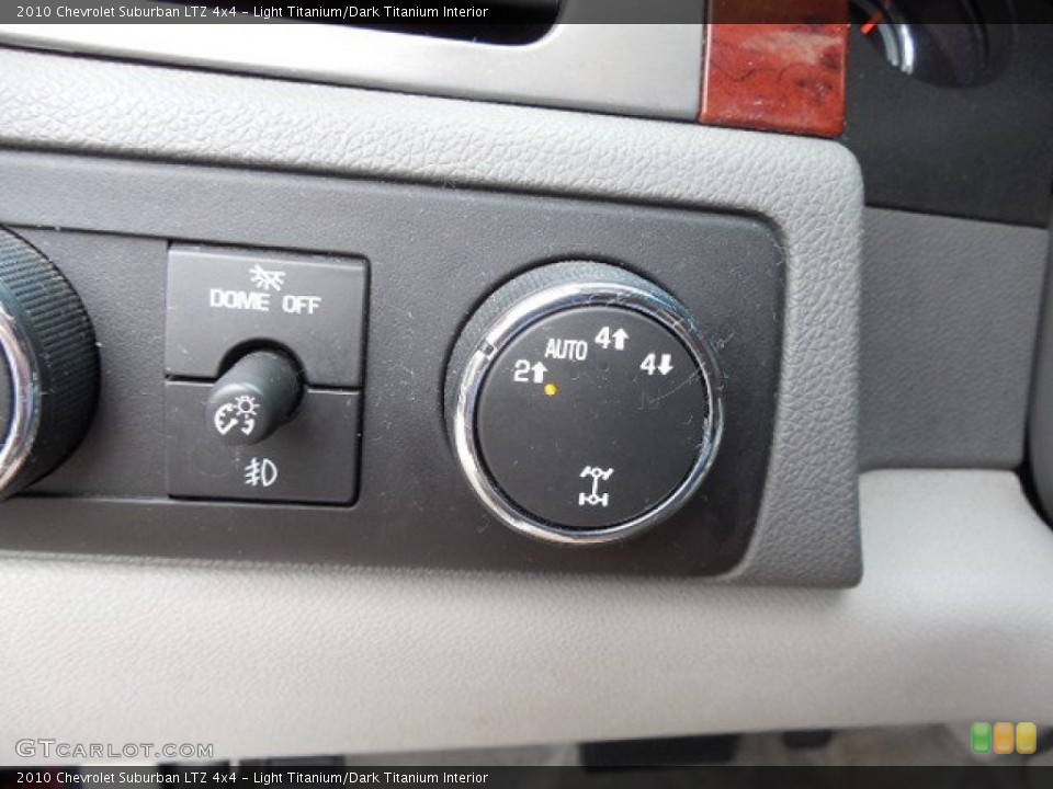 Light Titanium/Dark Titanium Interior Controls for the 2010 Chevrolet Suburban LTZ 4x4 #81558476