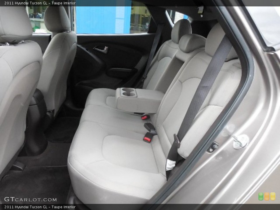 Taupe Interior Rear Seat for the 2011 Hyundai Tucson GL #81559240