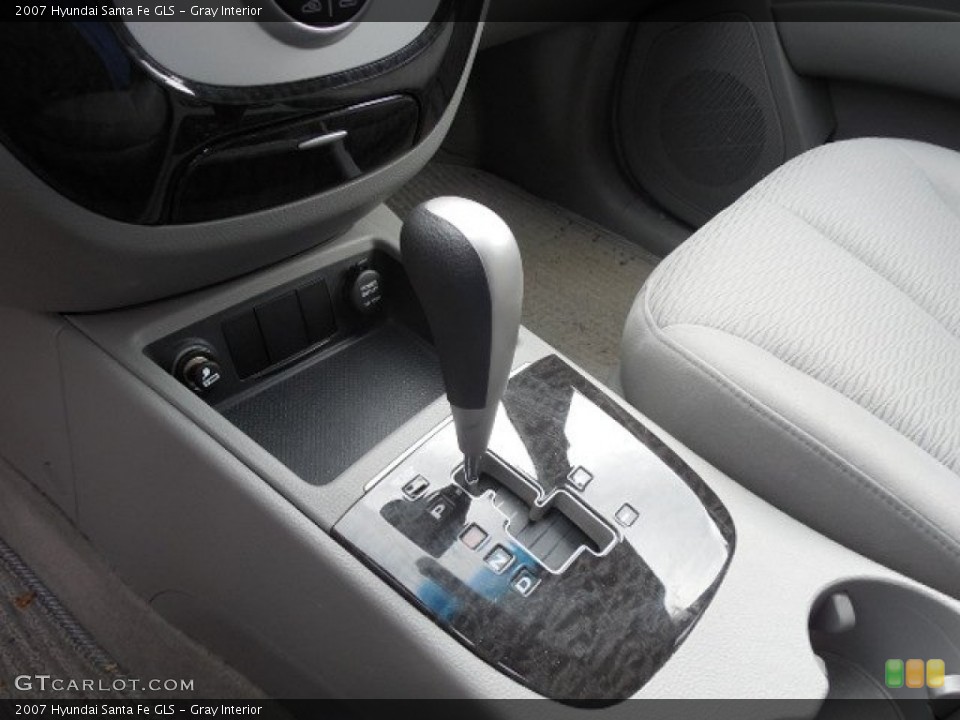 Gray Interior Transmission for the 2007 Hyundai Santa Fe GLS #81559753