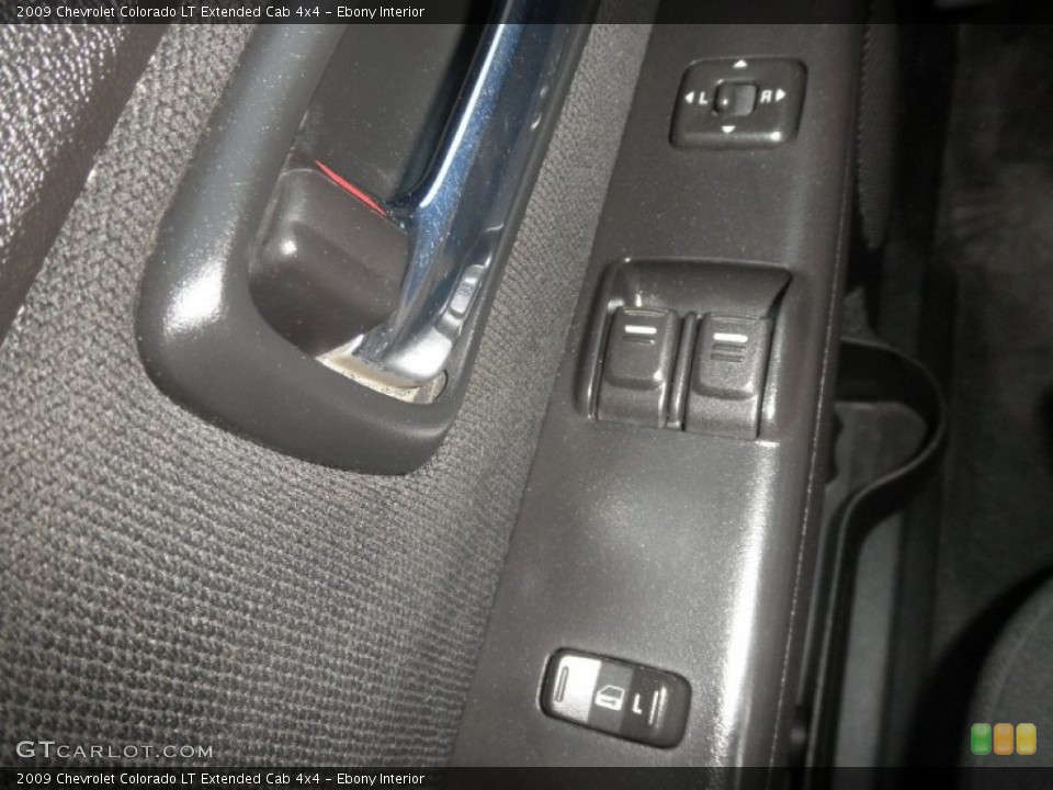 Ebony Interior Controls for the 2009 Chevrolet Colorado LT Extended Cab 4x4 #81564923