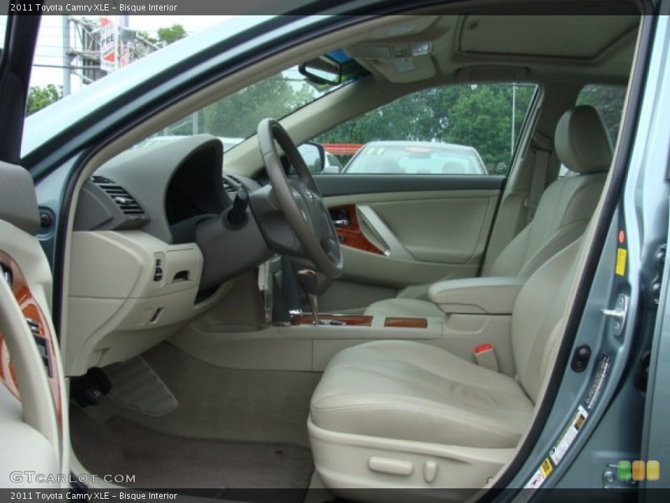 Bisque Interior Photo for the 2011 Toyota Camry XLE #81564984