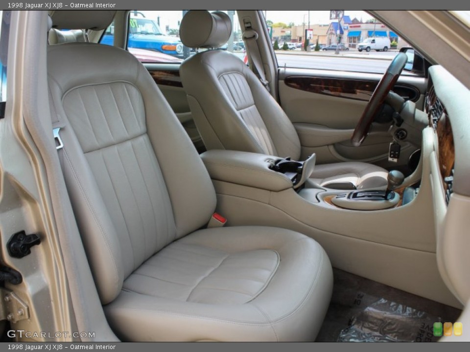 Oatmeal Interior Photo for the 1998 Jaguar XJ XJ8 #81567144