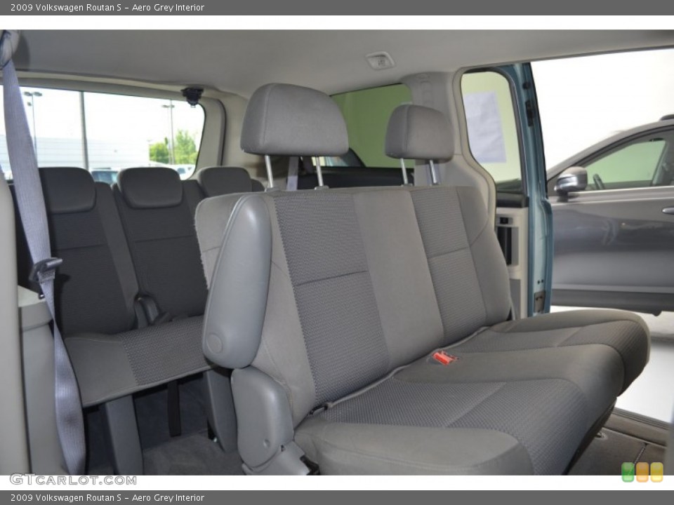 Aero Grey Interior Rear Seat for the 2009 Volkswagen Routan S #81567401